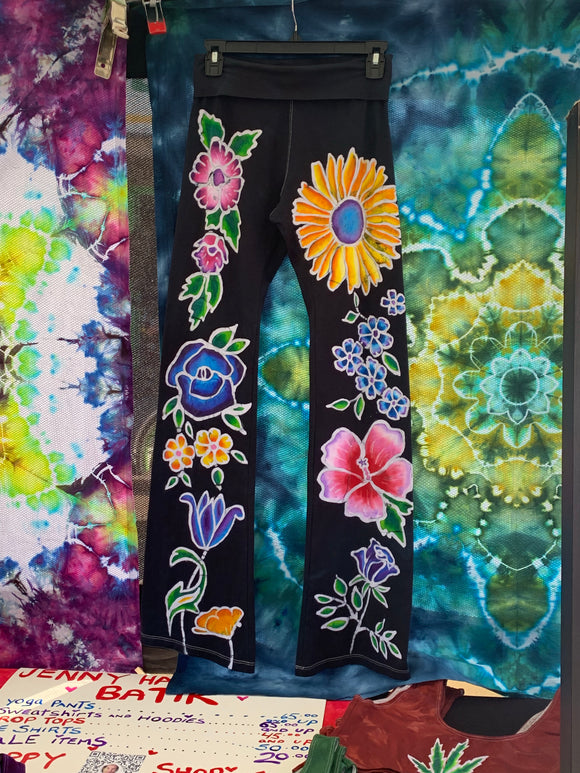 Flowers All Over Yoga Pants